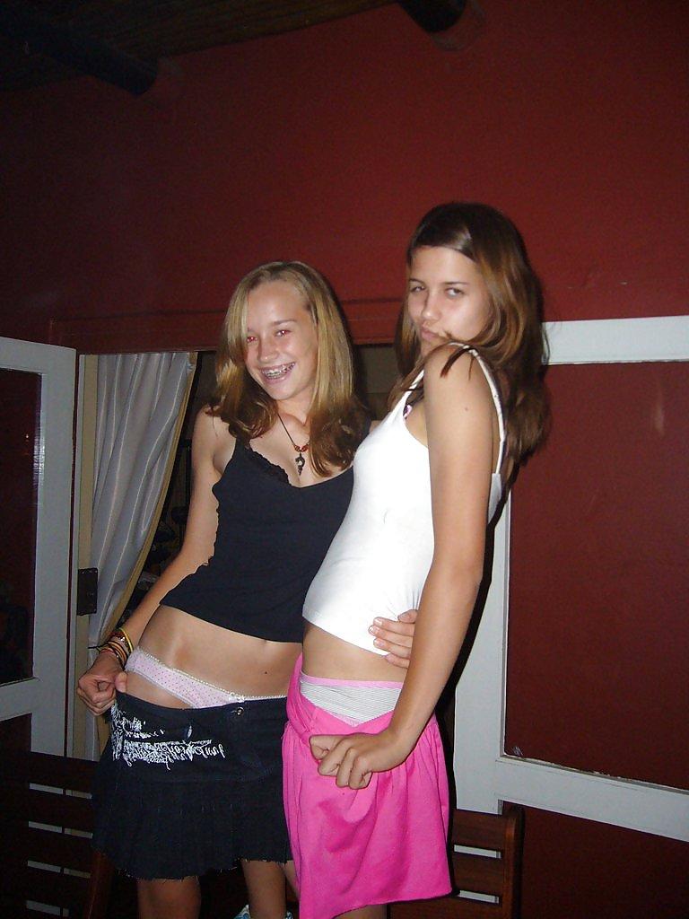 9P The Beauty of College Teens