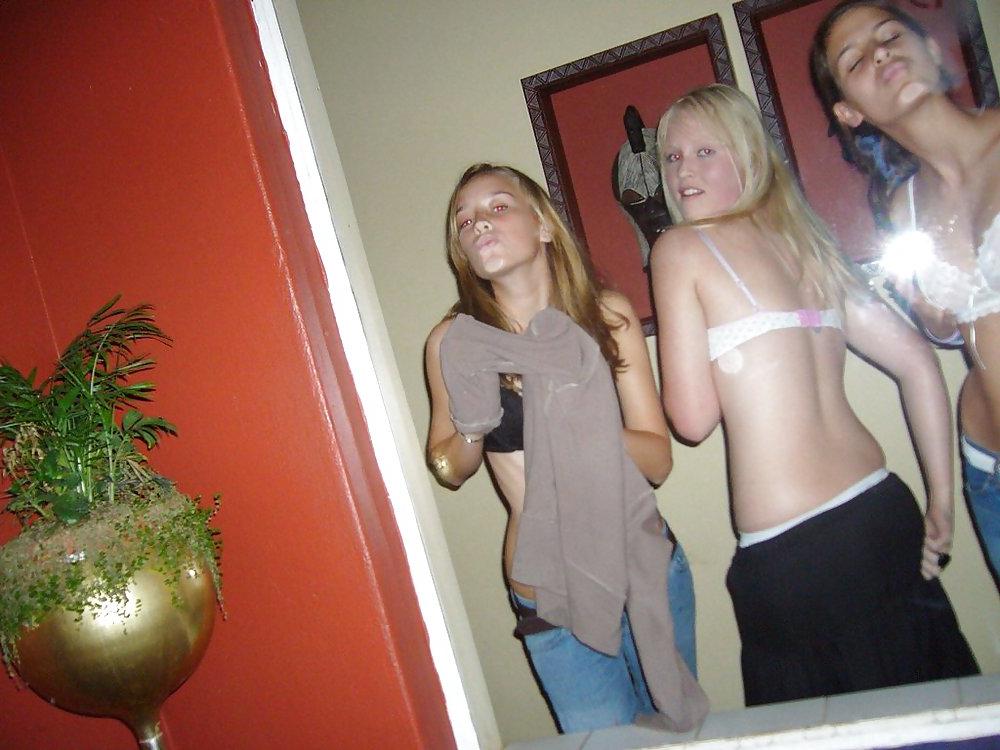 9P The Beauty of College Teens