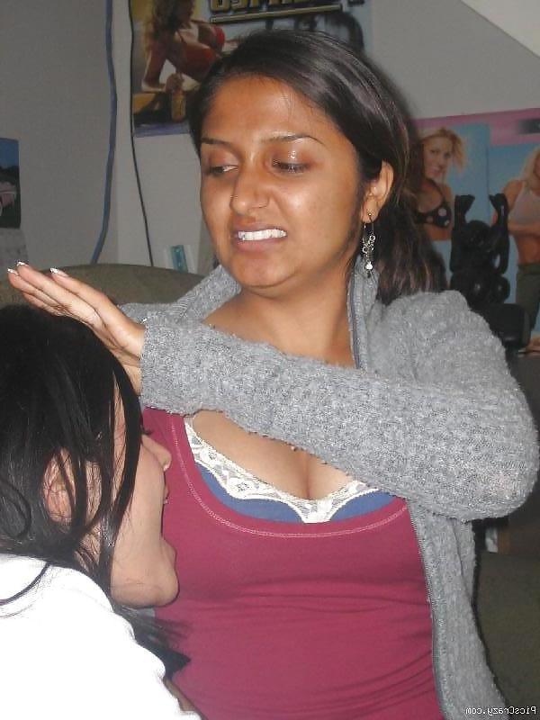 25P Hot desi girls