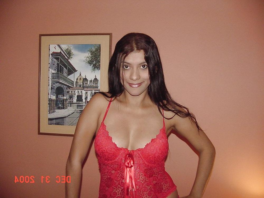 7P Hot Indian Desi Babe