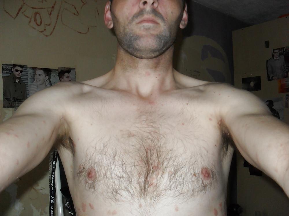 4P Horny guy loves licking pussy