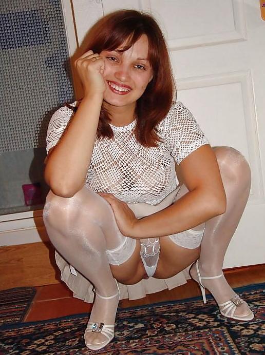 25P Real Upskirt - 14