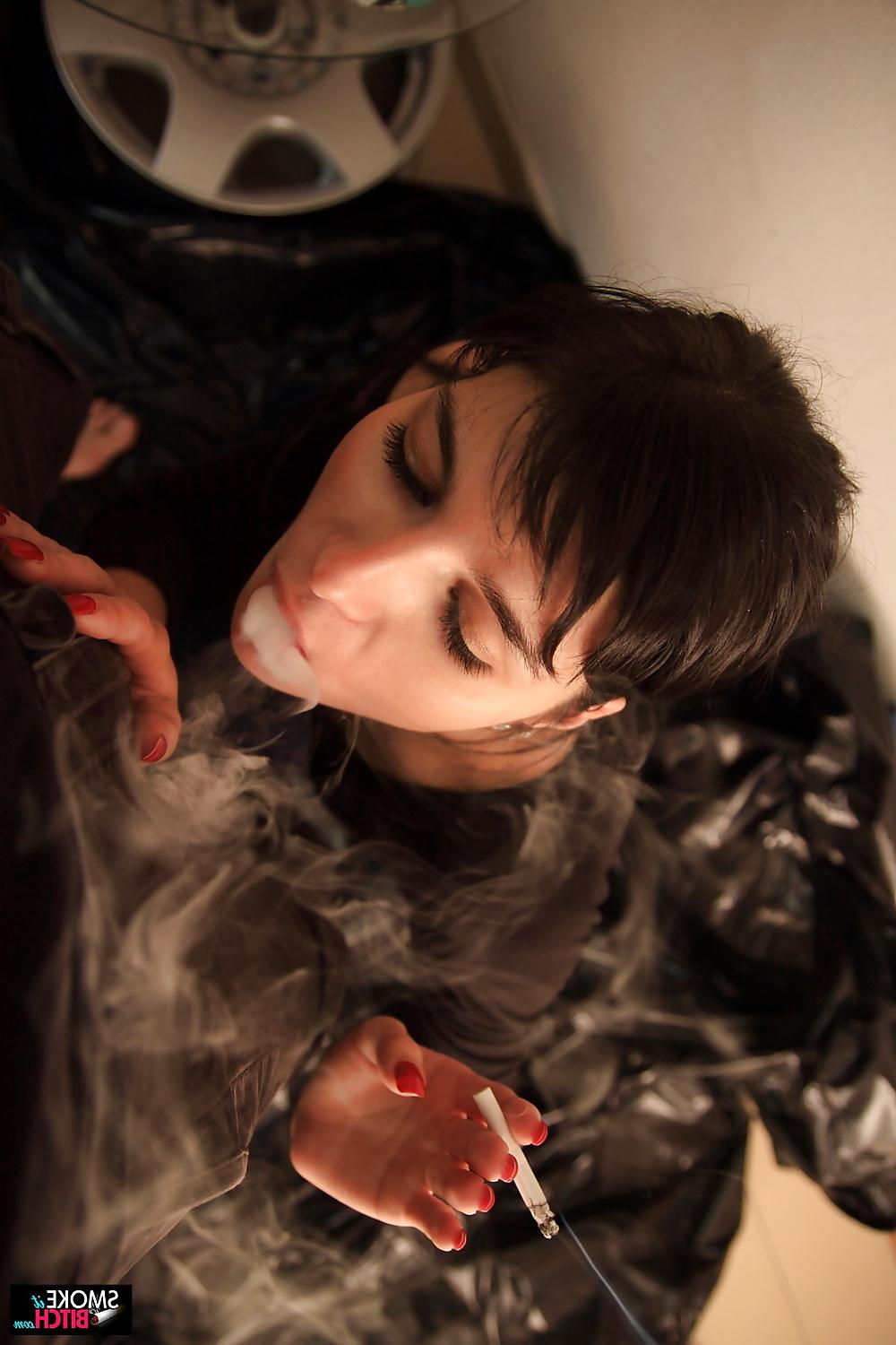 5P Condom smoking blowjob