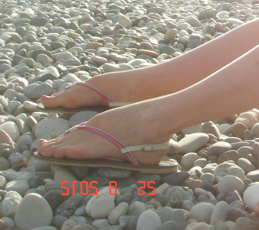 23P Foot fetish gallery 6