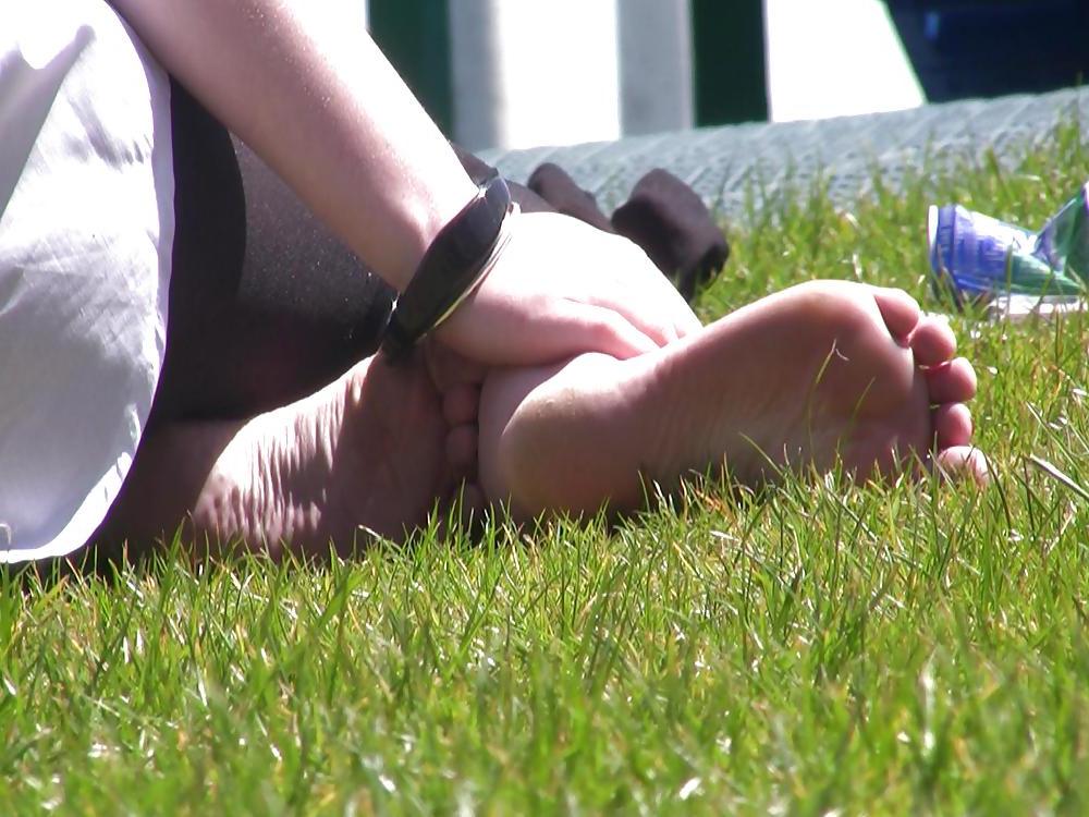 23P Foot fetish gallery 6