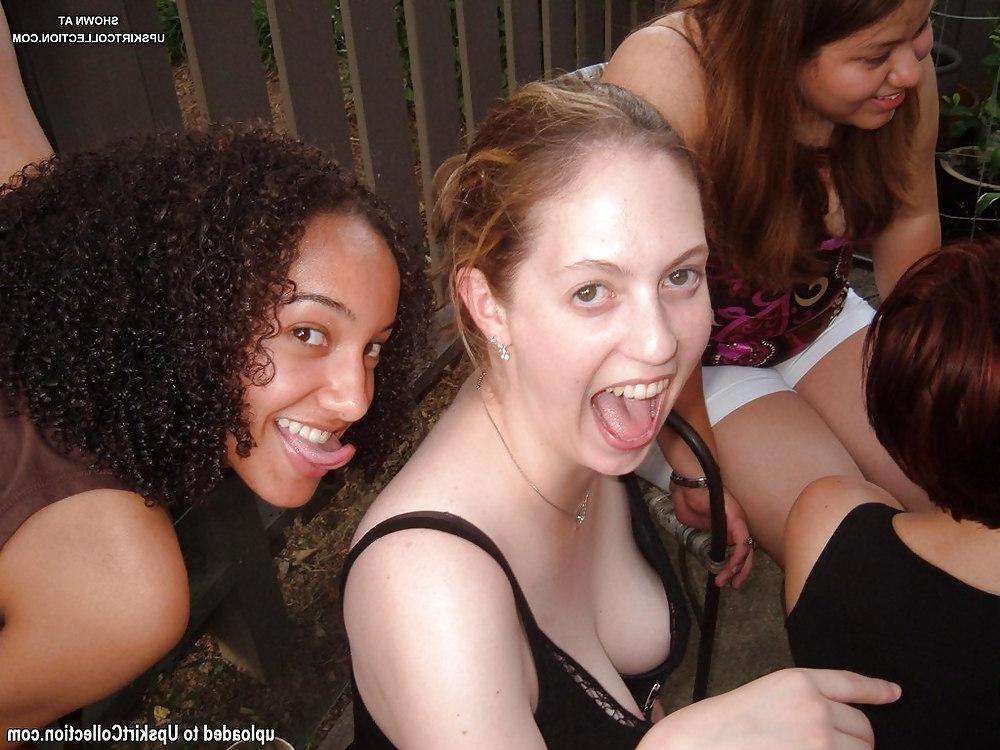 25P Upskirt & Downblouse