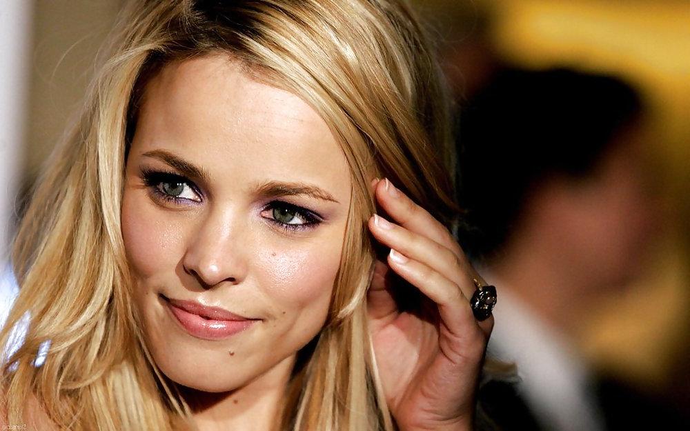 20P More Fap Happy Celebs