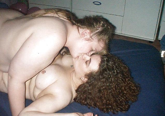 25P Girls on girls 2