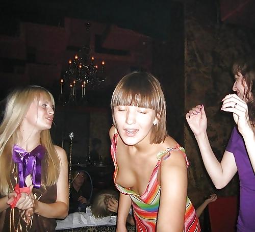 25P Upskirt and downblouse