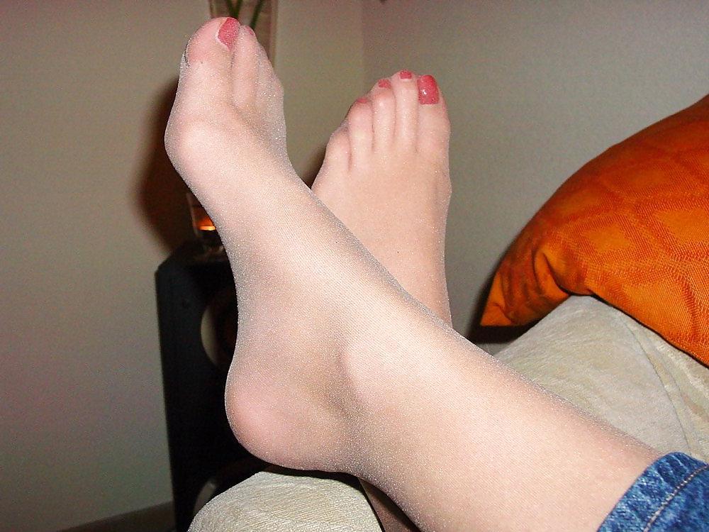 12P Feet, legs and nylon compilation