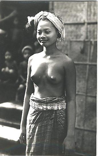 15P The Beauty of Vintage Indonesia