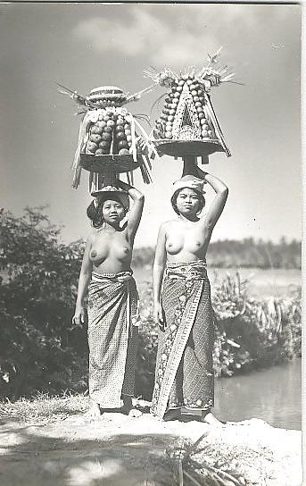 15P The Beauty of Vintage Indonesia