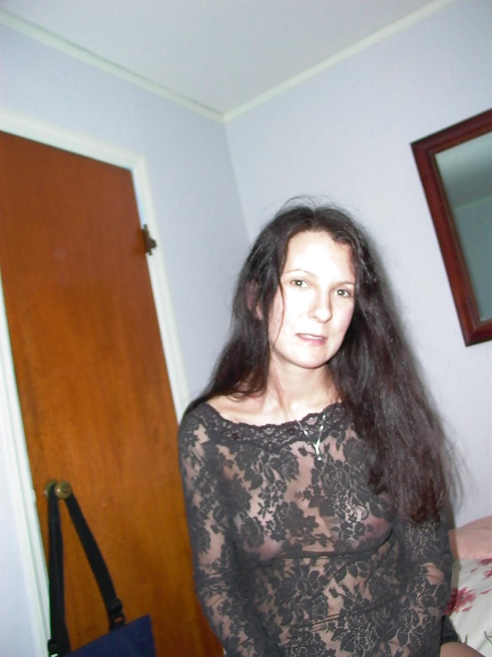 17P Hot MILF with big Dildo - N. C. 