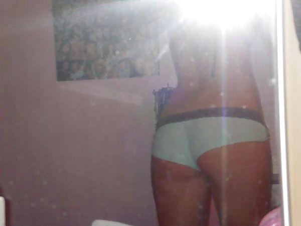 8P So Sexy Self Shot