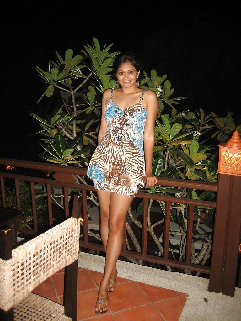 25P Indian Desi Babe Hot & Sexy Indians 