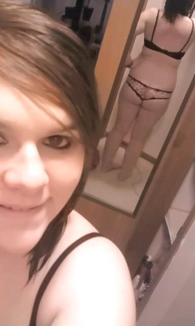 25P 19 year old slut from panera bread