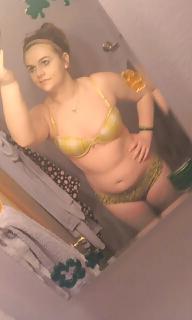 25P 19 year old slut from panera bread