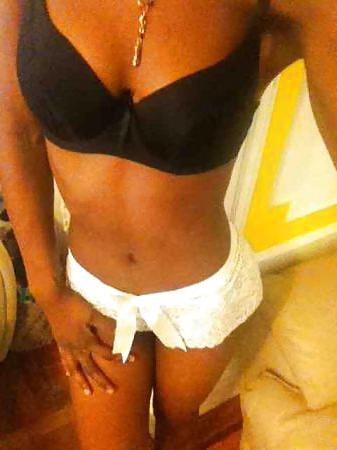 4P YOUNG AND HORNY