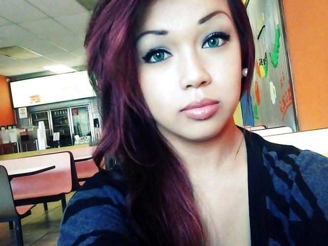 25P Sexy Teen Pictures & Self SHots 1