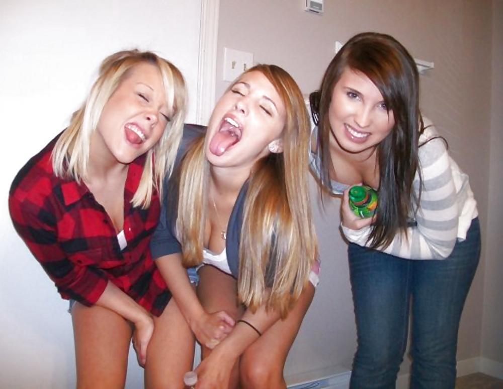25P Sexy Teen Pictures & Self SHots 1