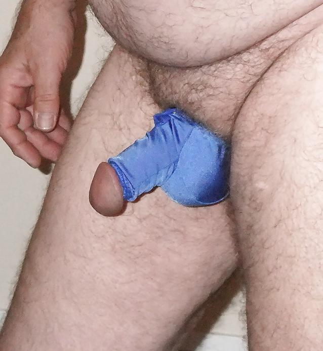 24P Me and my little cock, big gut and man boobs!