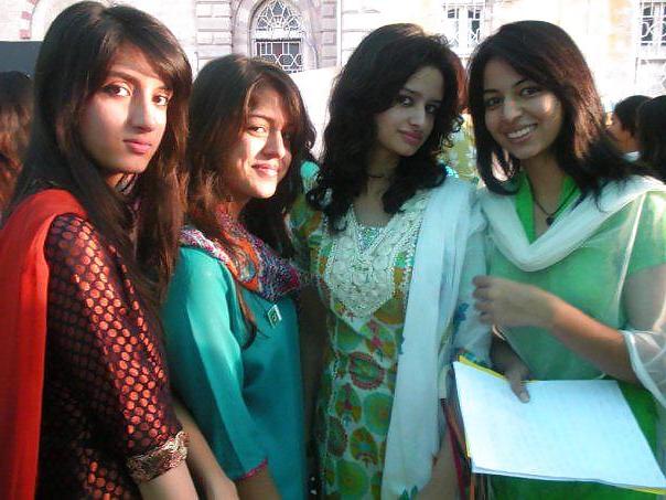 25P Desi Girls