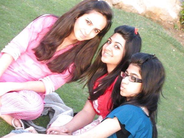 25P Desi Girls