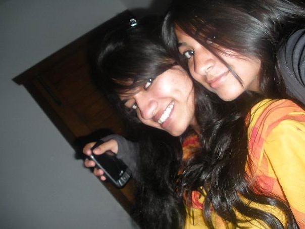 25P Desi Girls
