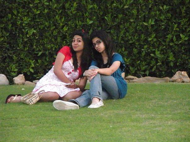25P Desi Girls