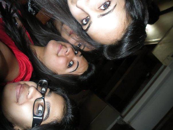 25P Desi Girls