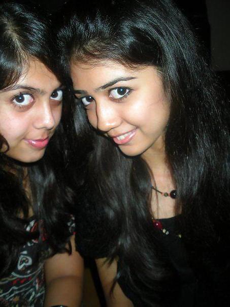 25P Desi Girls