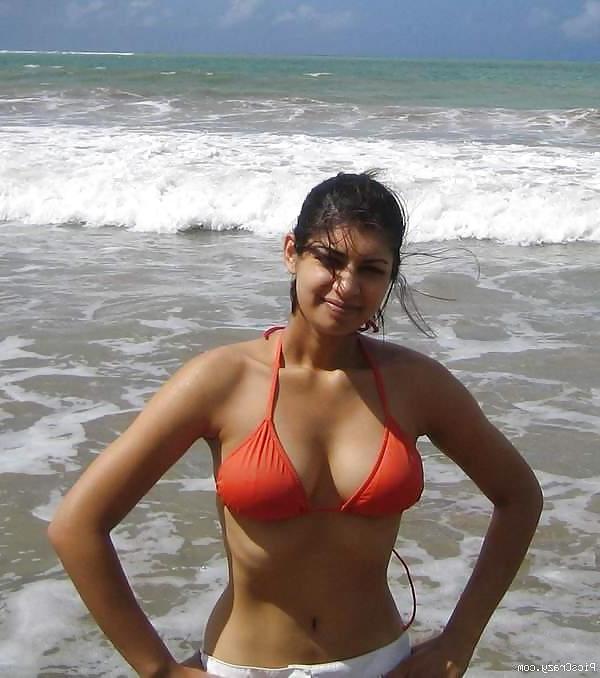 20P Indian Desi Babe Hot & Sexy Indians 