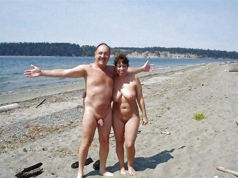 24P Naked couples 4.