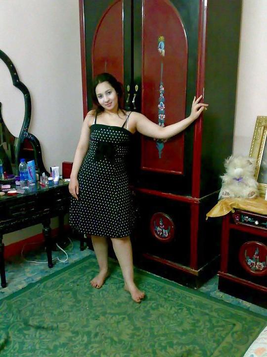 25P Arab beauty