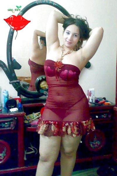 25P Arab beauty