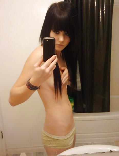 10P The Beauty of Amateur Skinny College Teens Self Pic