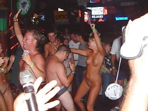 19P Happy Hour at EX Black Hog Salon ARUBA !!!!!!