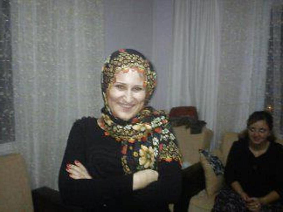 11P Turkish woman: Dilara