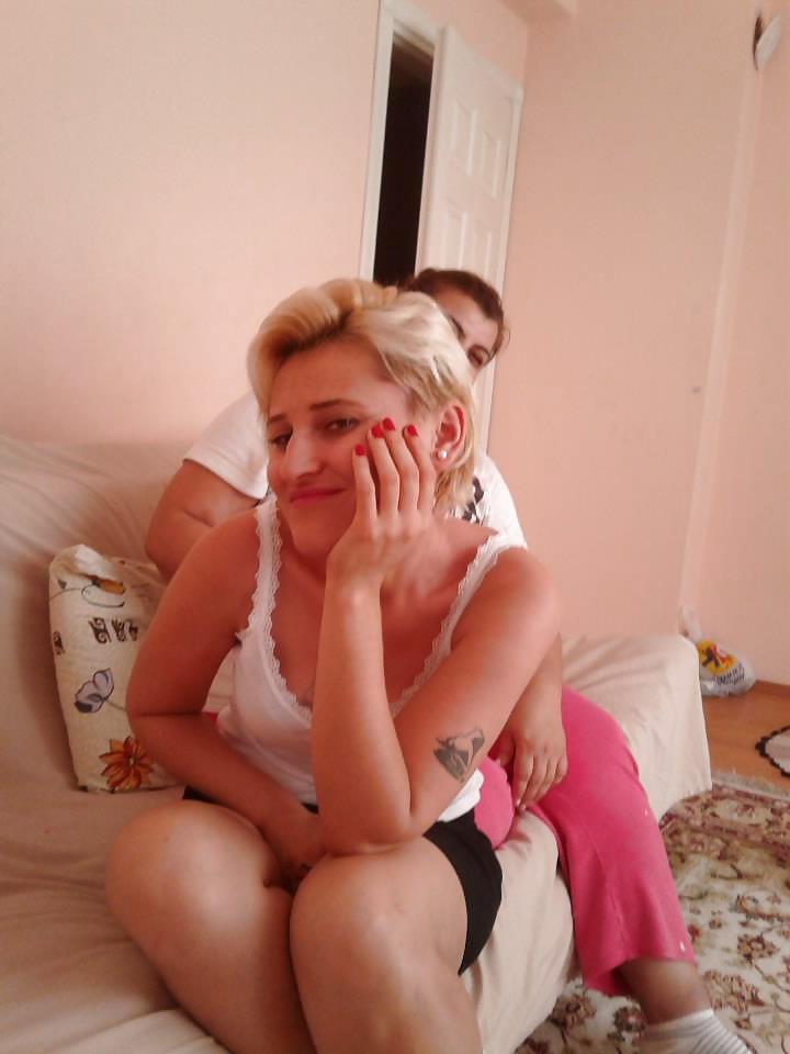11P Turkish woman: Dilara