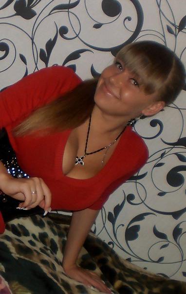 12P Busty Russian Woman 150
