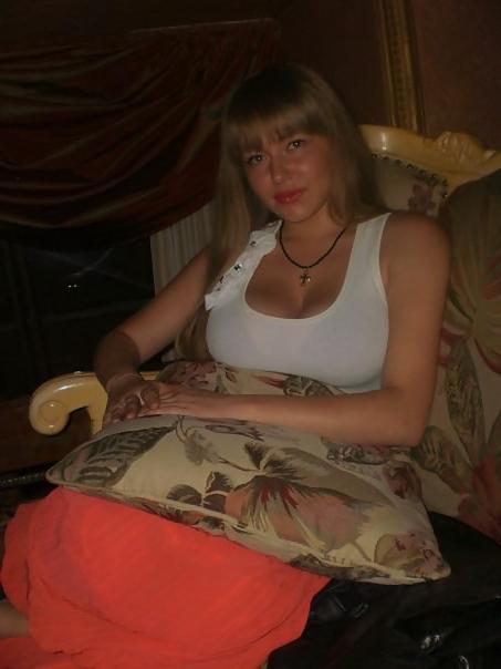12P Busty Russian Woman 150