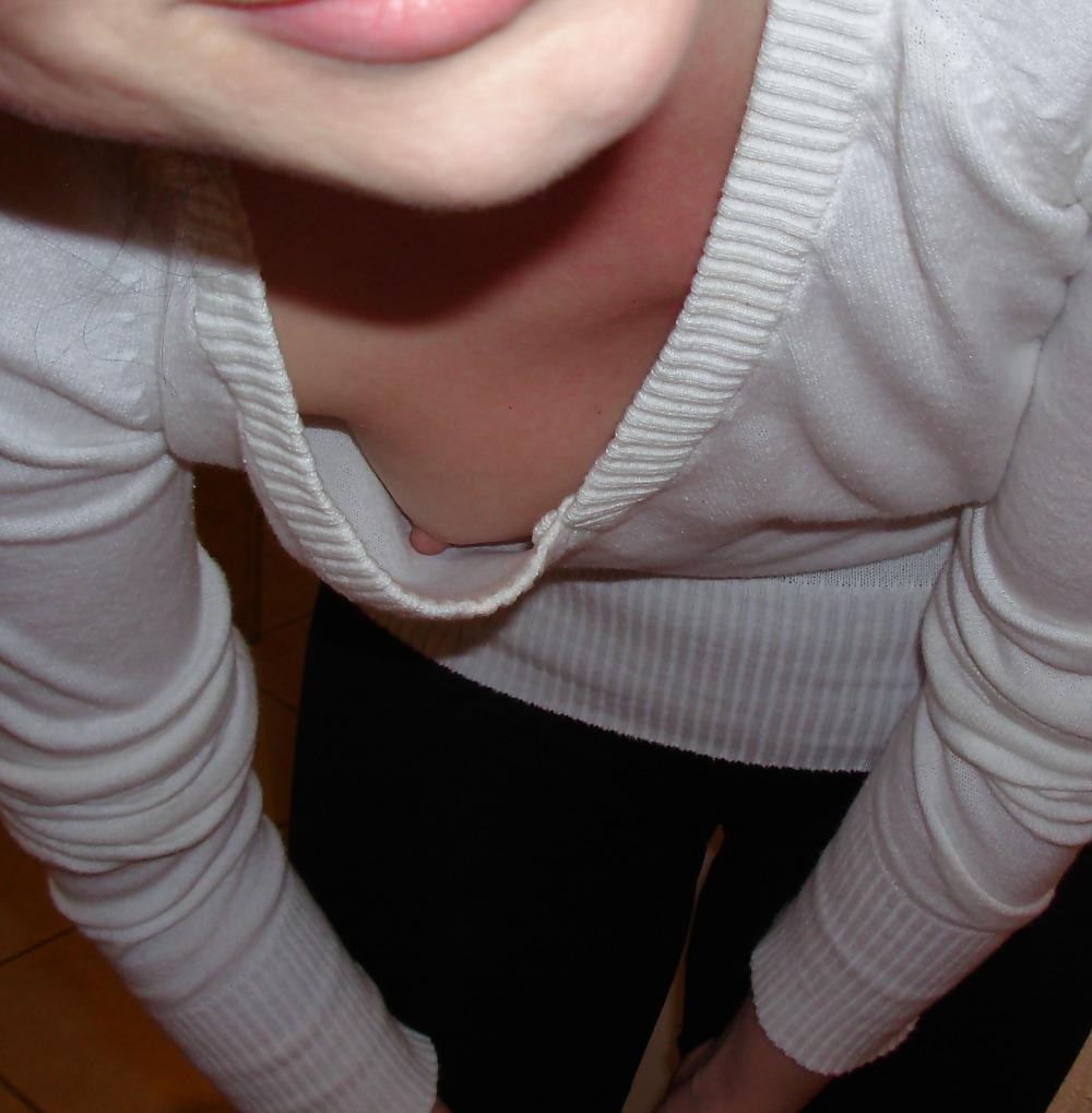 14P Love the downblouse