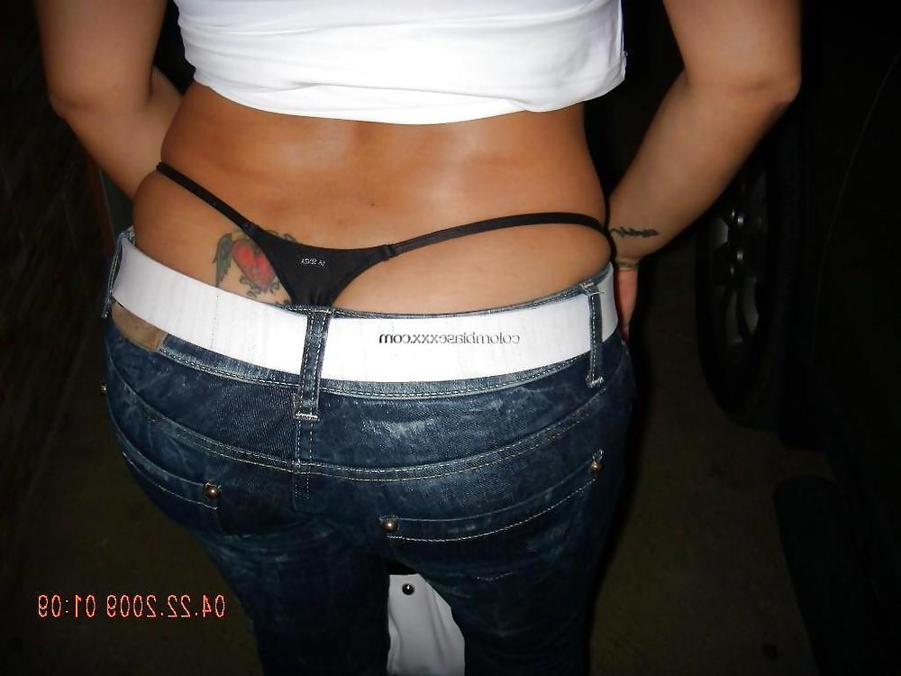 19P COLOMBIAN GIRL 2