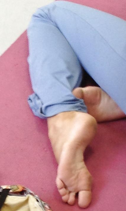 23P Foot fetish gallery 13