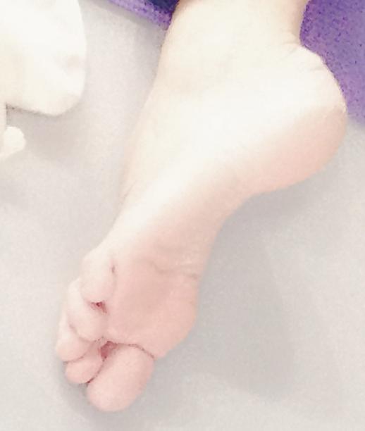 23P Foot fetish gallery 13