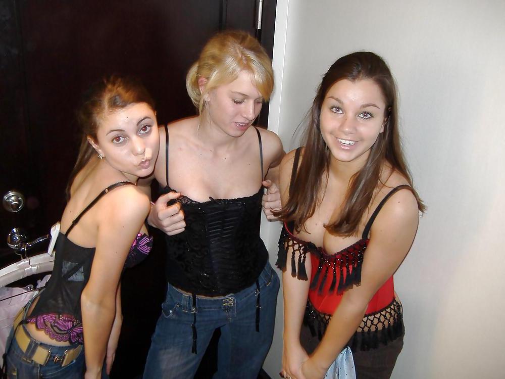 25P 1st Glance Downblouse Nipslips pt12