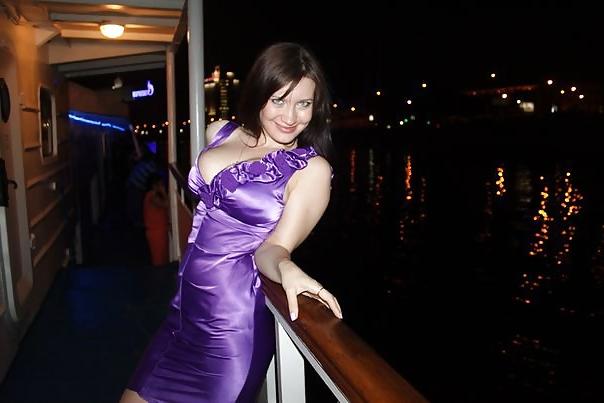 14P Busty Russian Woman 14