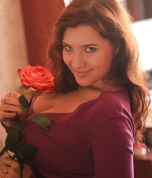 14P Busty Russian Woman 14