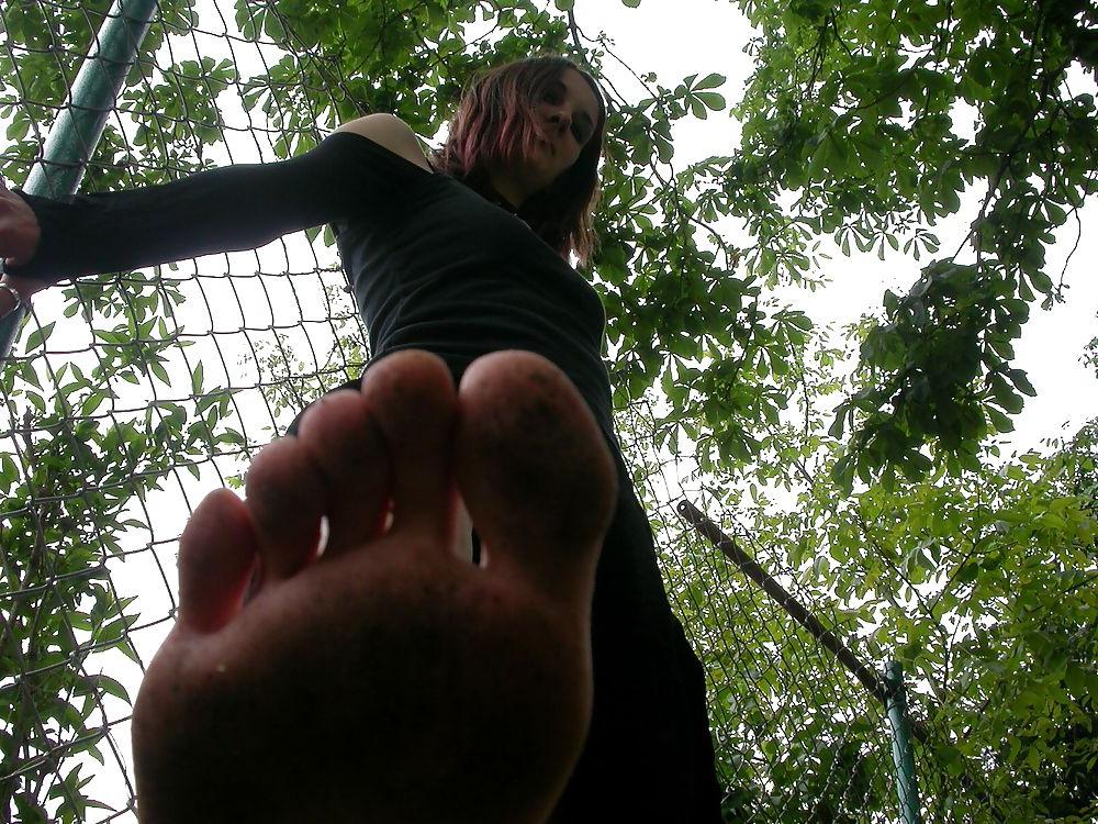 25P Gothic Foot Queen - Ylva