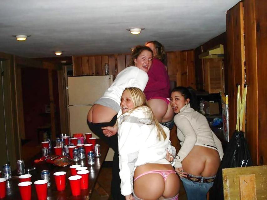 25P Party Girls 2